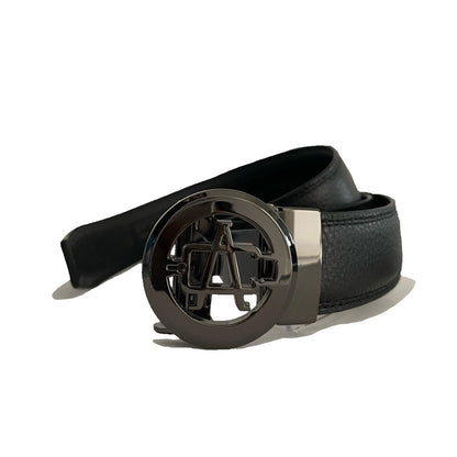 Men’s automatic belt displayed with emphasis on automatic buckle.